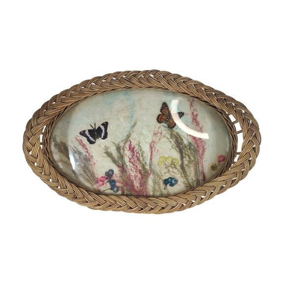 Vintage Wicker Serving Tray W/Floral & Butterfly Design-Piece Broken Near Handle - Picture 5 of 9